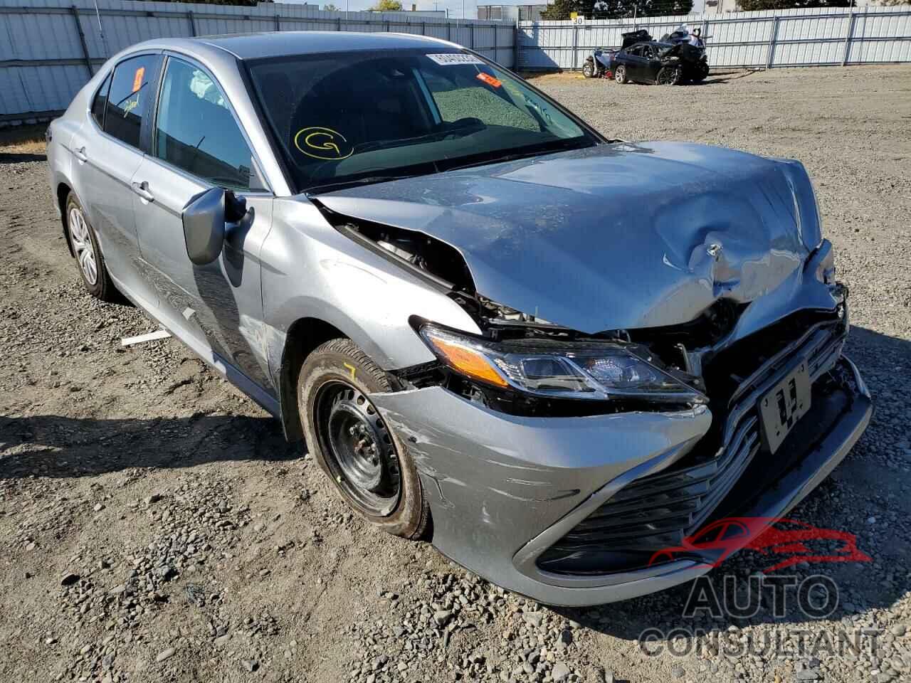 TOYOTA CAMRY 2022 - 4T1C31AK7NU570664