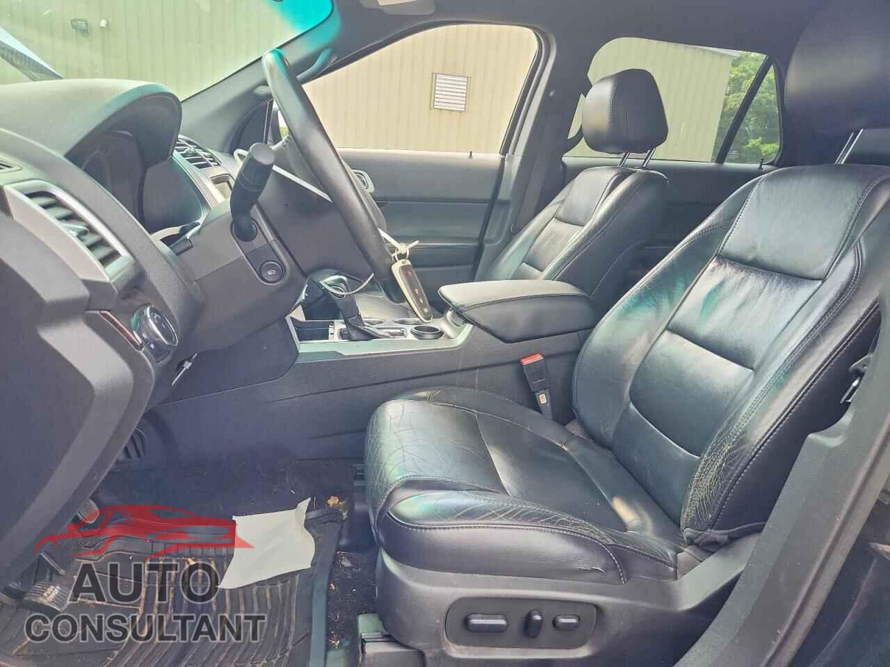 FORD EXPLORER 2013 - 1FM5K7F82DGA68279