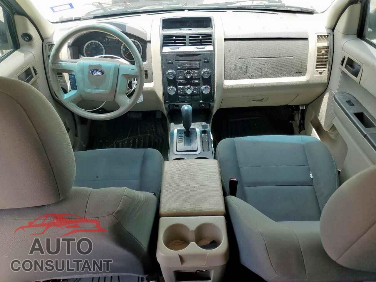 FORD ESCAPE 2011 - 1FMCU0C71BKB60871