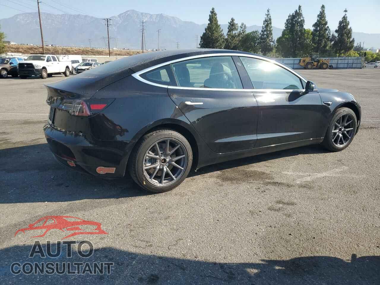 TESLA MODEL 3 2020 - 5YJ3E1EA6LF643772