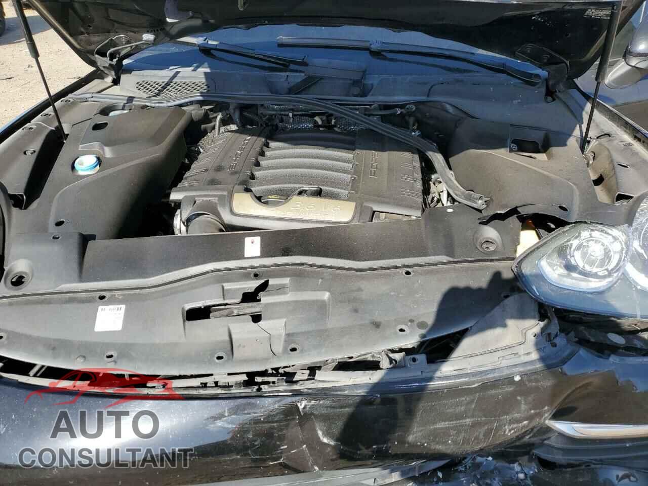PORSCHE CAYENNE 2017 - WP1AA2A25HKA89656