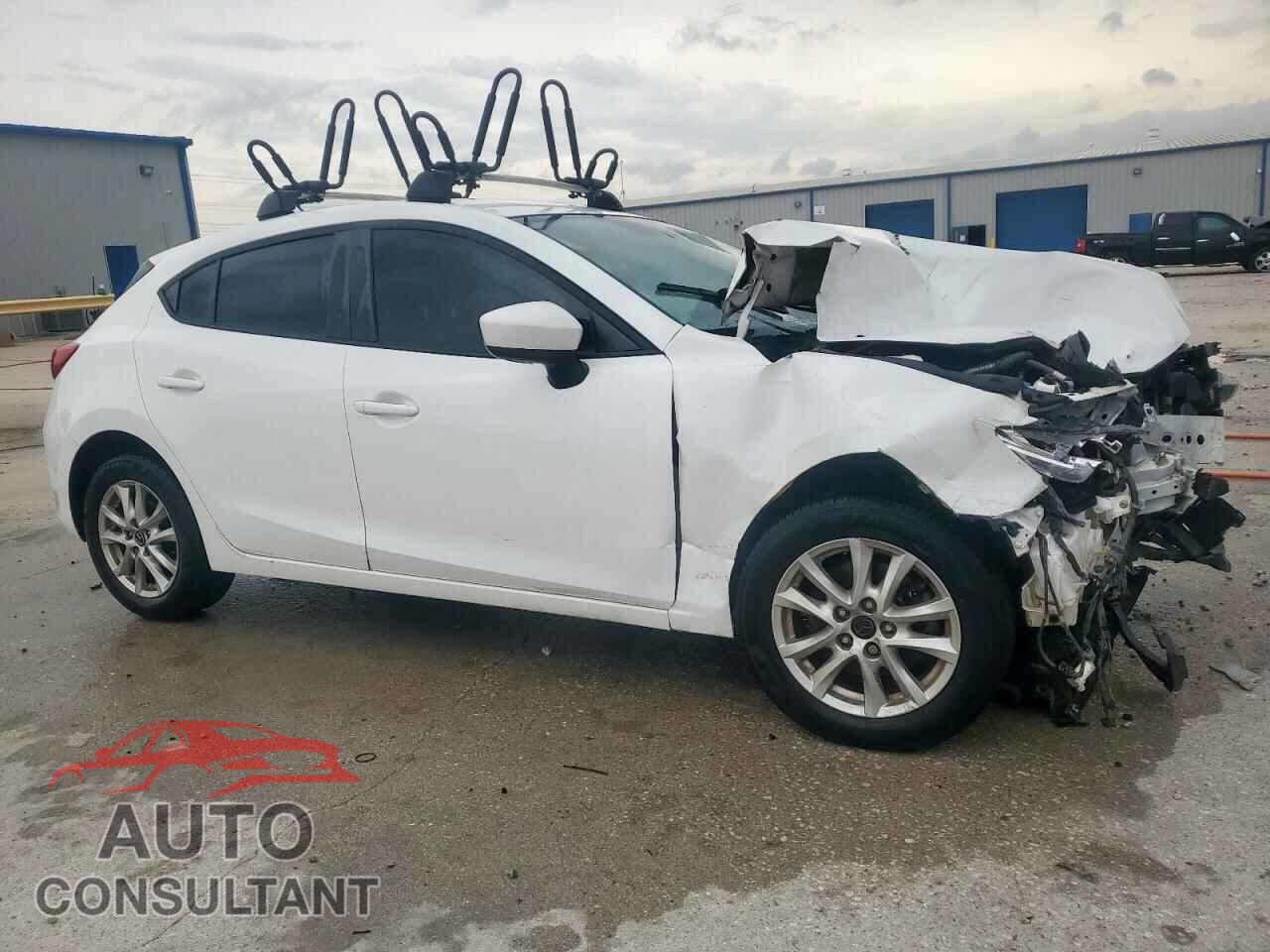 MAZDA 3 2017 - 3MZBN1K76HM144393