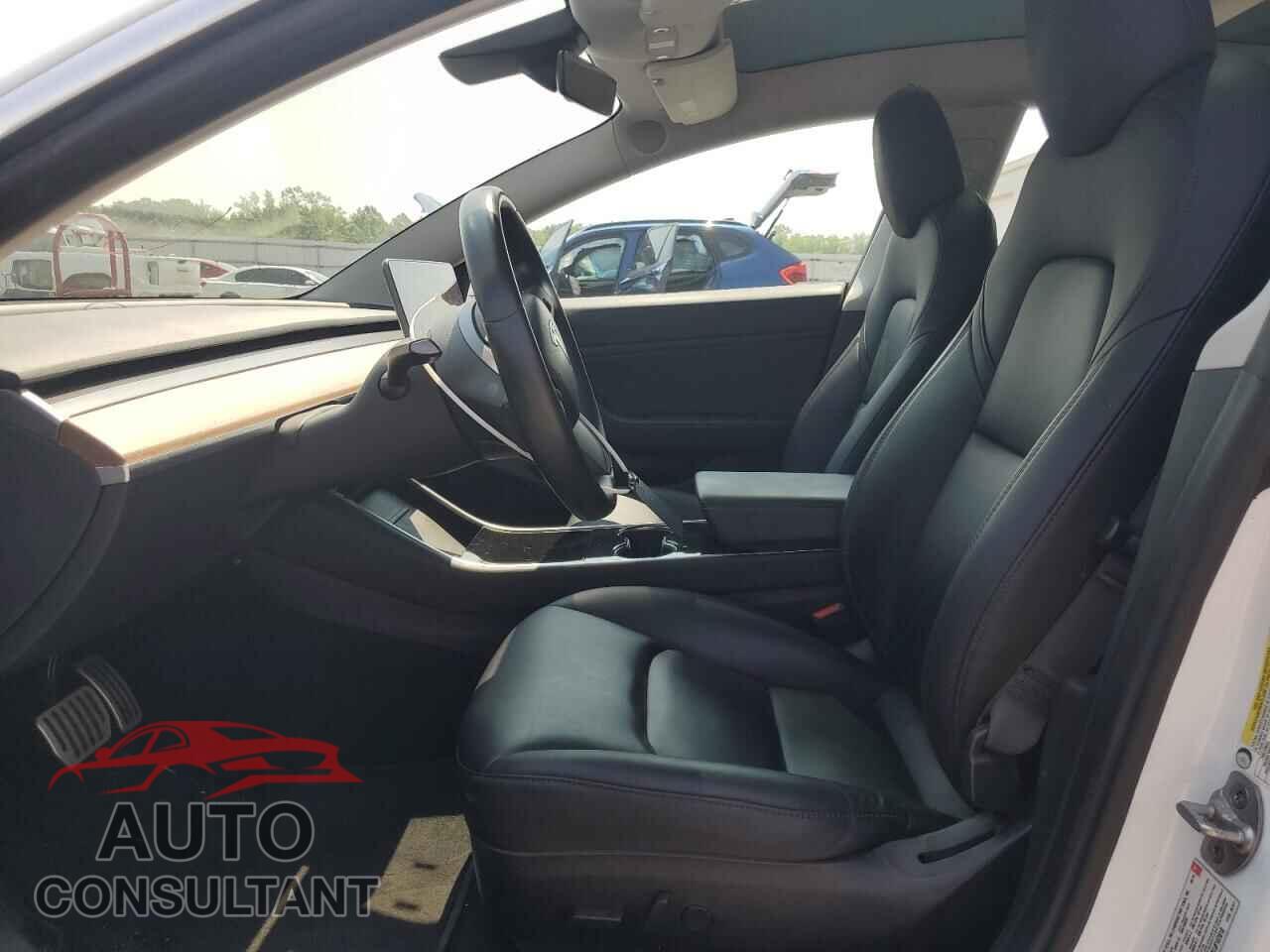 TESLA MODEL 3 2018 - 5YJ3E1EB7JF107810