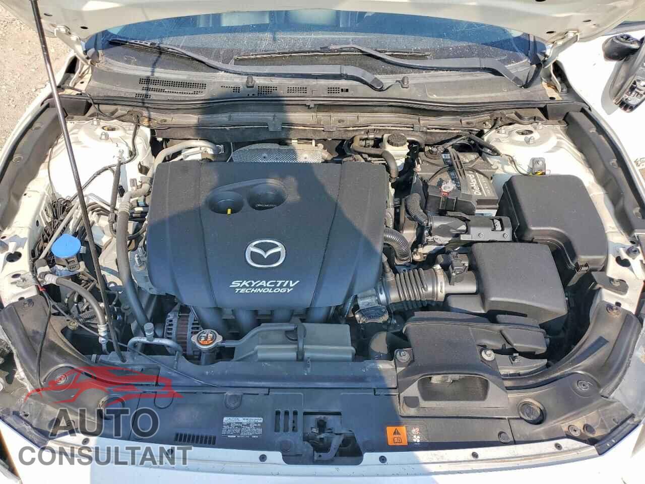 MAZDA 3 2017 - 3MZBN1V79HM135960
