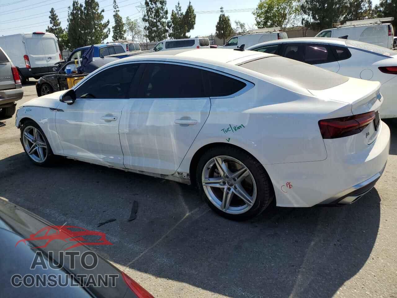 AUDI A5 2021 - WAUDACF59MA014026