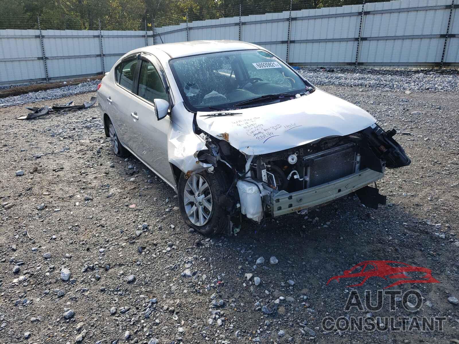 NISSAN VERSA 2017 - 3N1CN7AP7HL821259