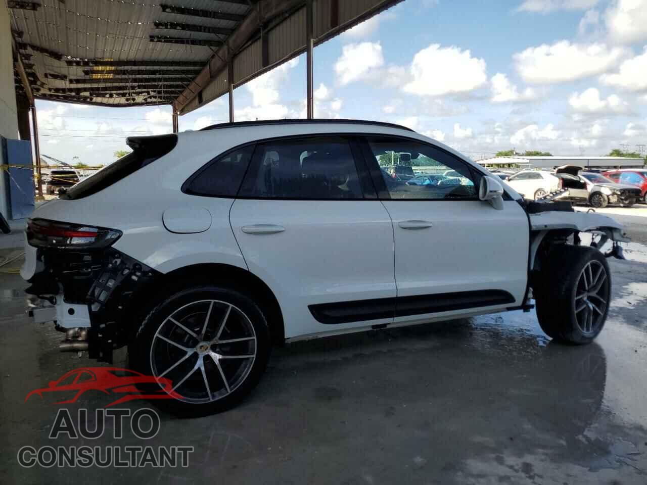 PORSCHE MACAN BASE 2024 - WP1AA2A58RLB13552