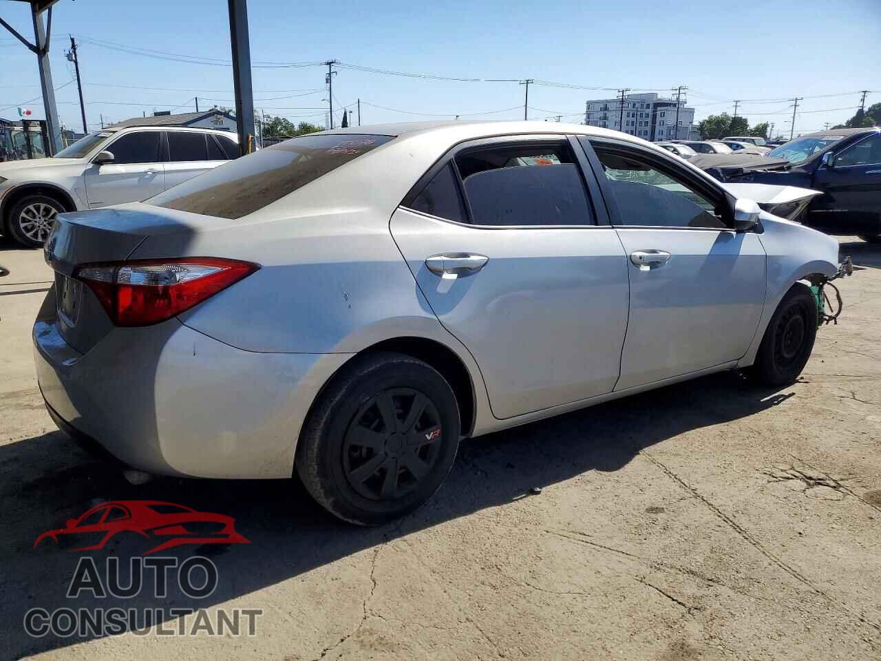 TOYOTA COROLLA 2015 - 5YFBURHE4FP303301