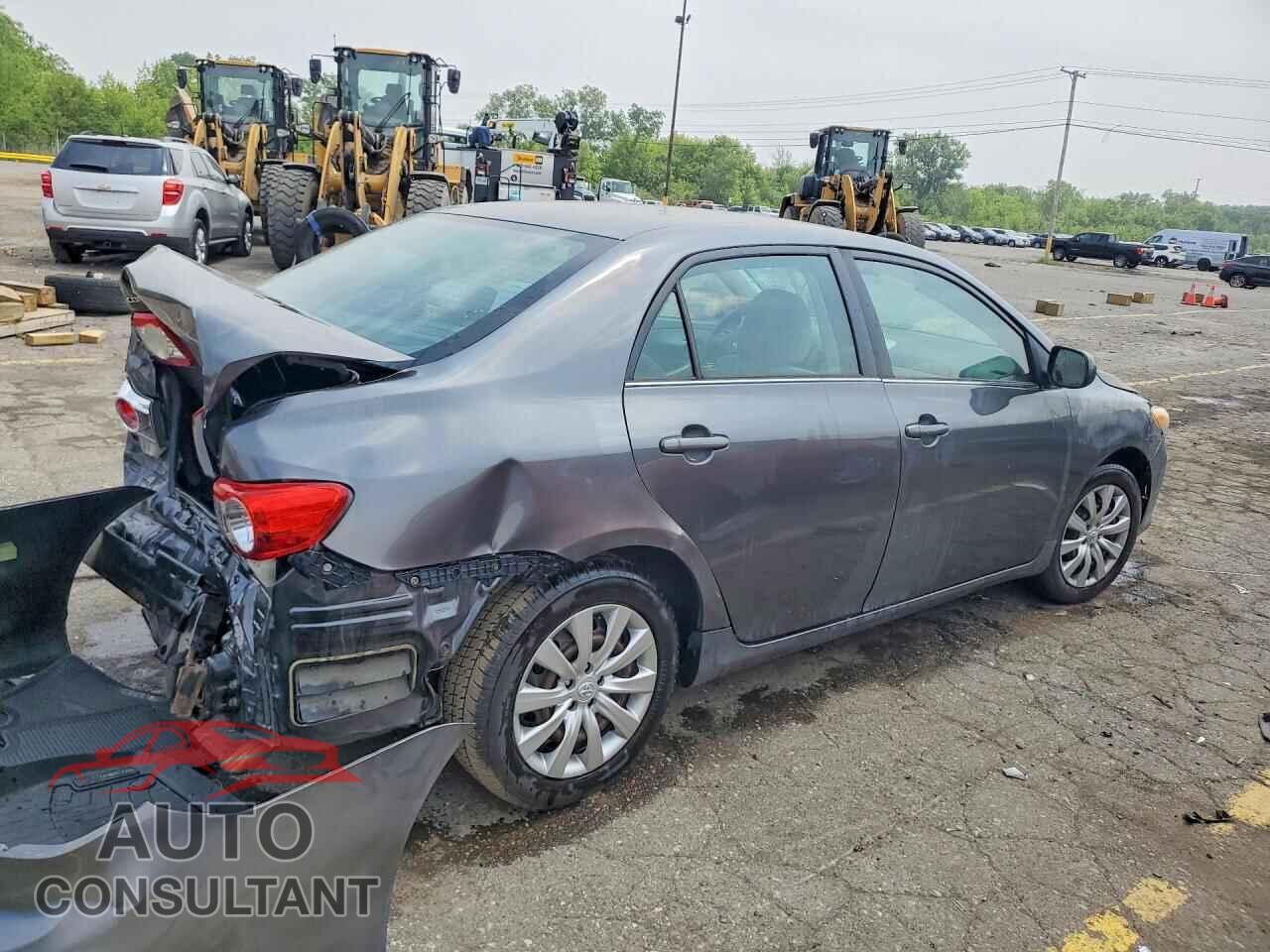 TOYOTA COROLLA 2013 - 5YFBU4EE9DP080323