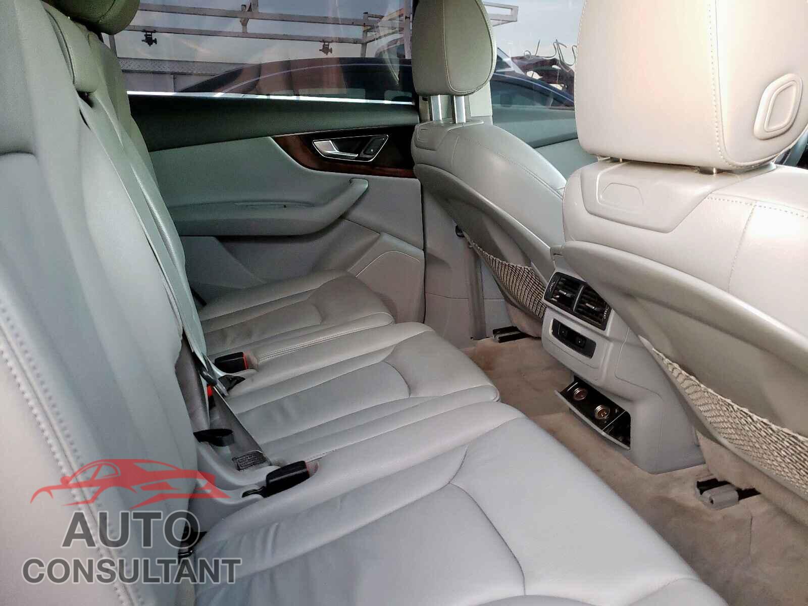 AUDI Q7 2017 - WA1AAAF77HD028209