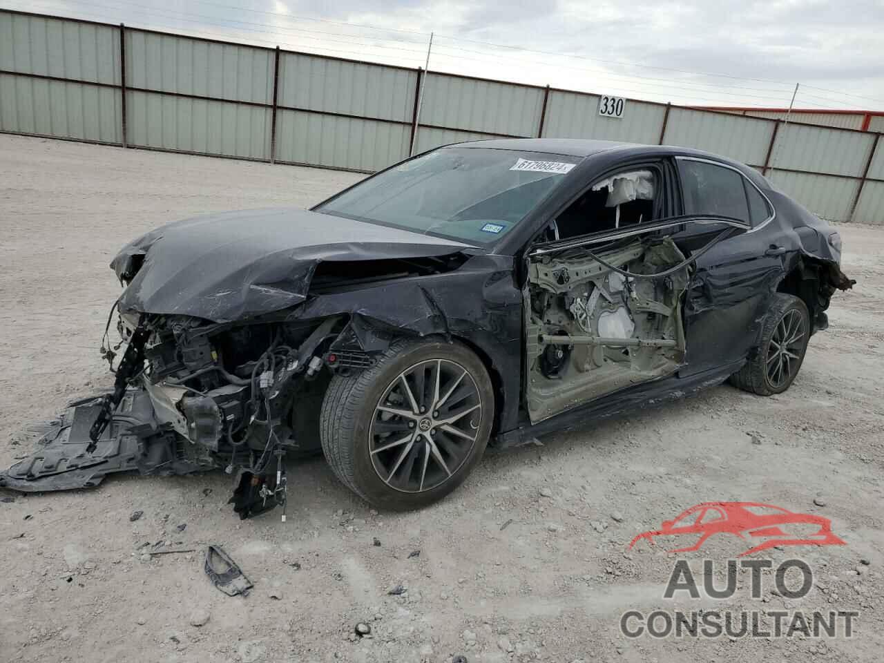 TOYOTA CAMRY 2022 - 4T1G11AK1NU701157