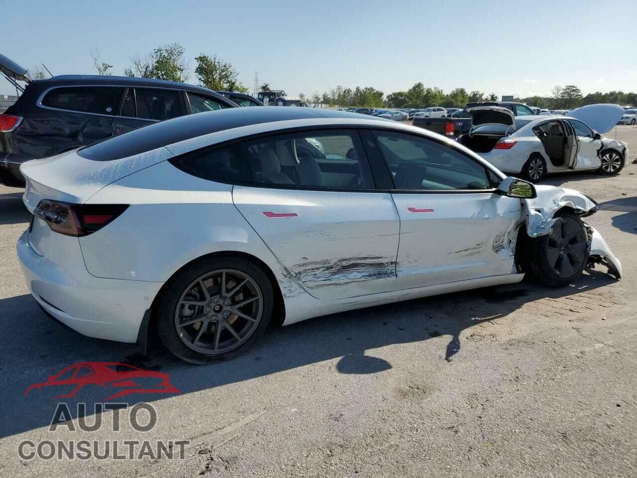 TESLA MODEL 3 2021 - 5YJ3E1EA8MF857163