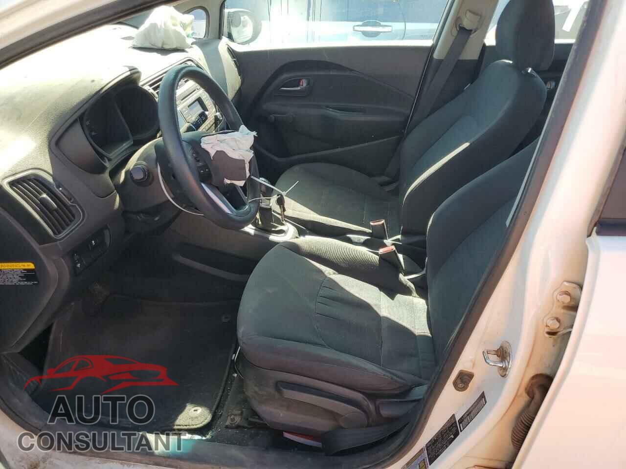 KIA RIO 2017 - KNADM4A38H6072611