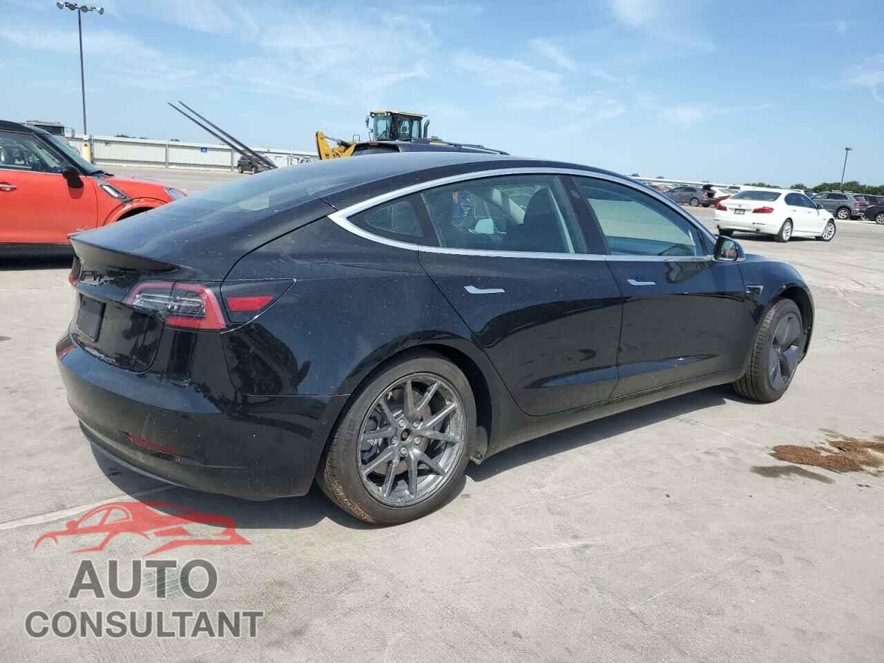 TESLA MODEL 3 2019 - 5YJ3E1EA3KF313294
