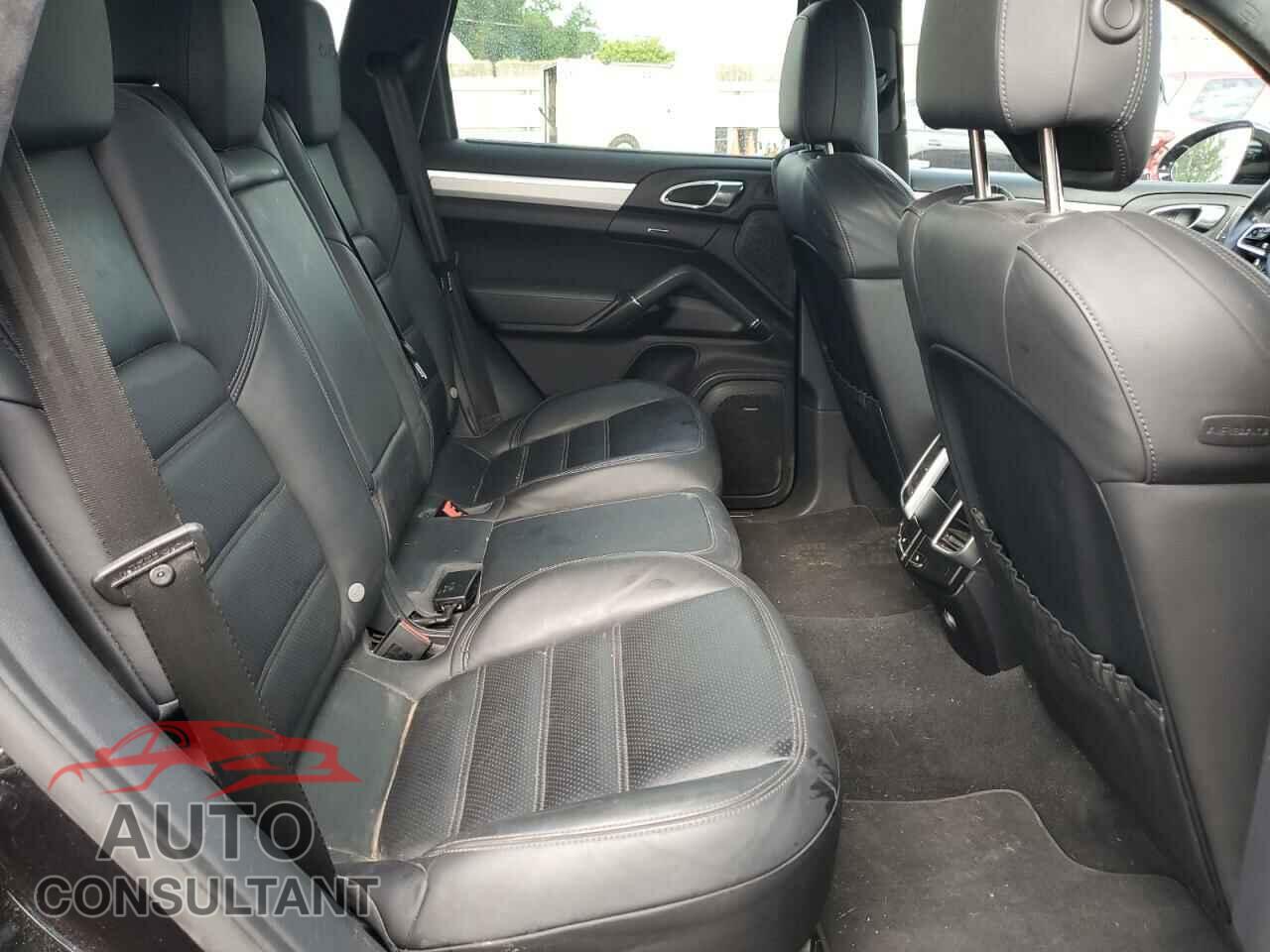 PORSCHE CAYENNE 2016 - WP1AD2A24GLA79085