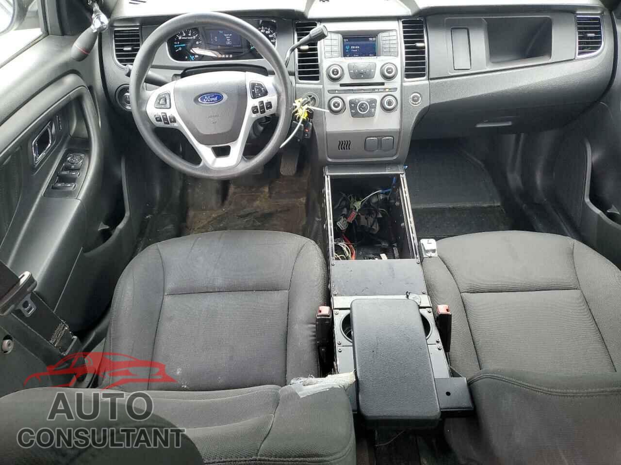 FORD TAURUS 2016 - 1FAHP2MT2GG142131