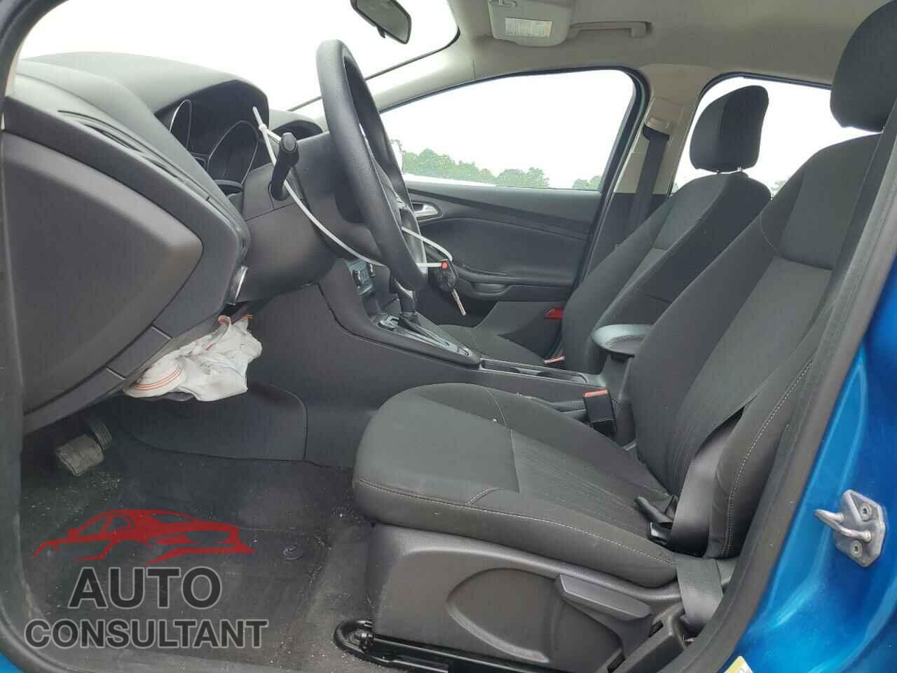 FORD FOCUS 2015 - 1FADP3F20FL355464