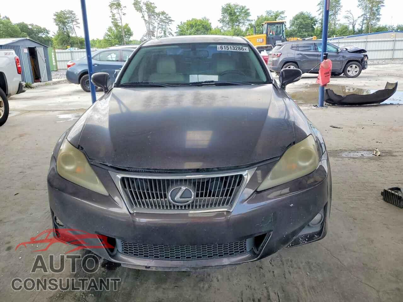 LEXUS IS 2012 - JTHBF5C27C5178477