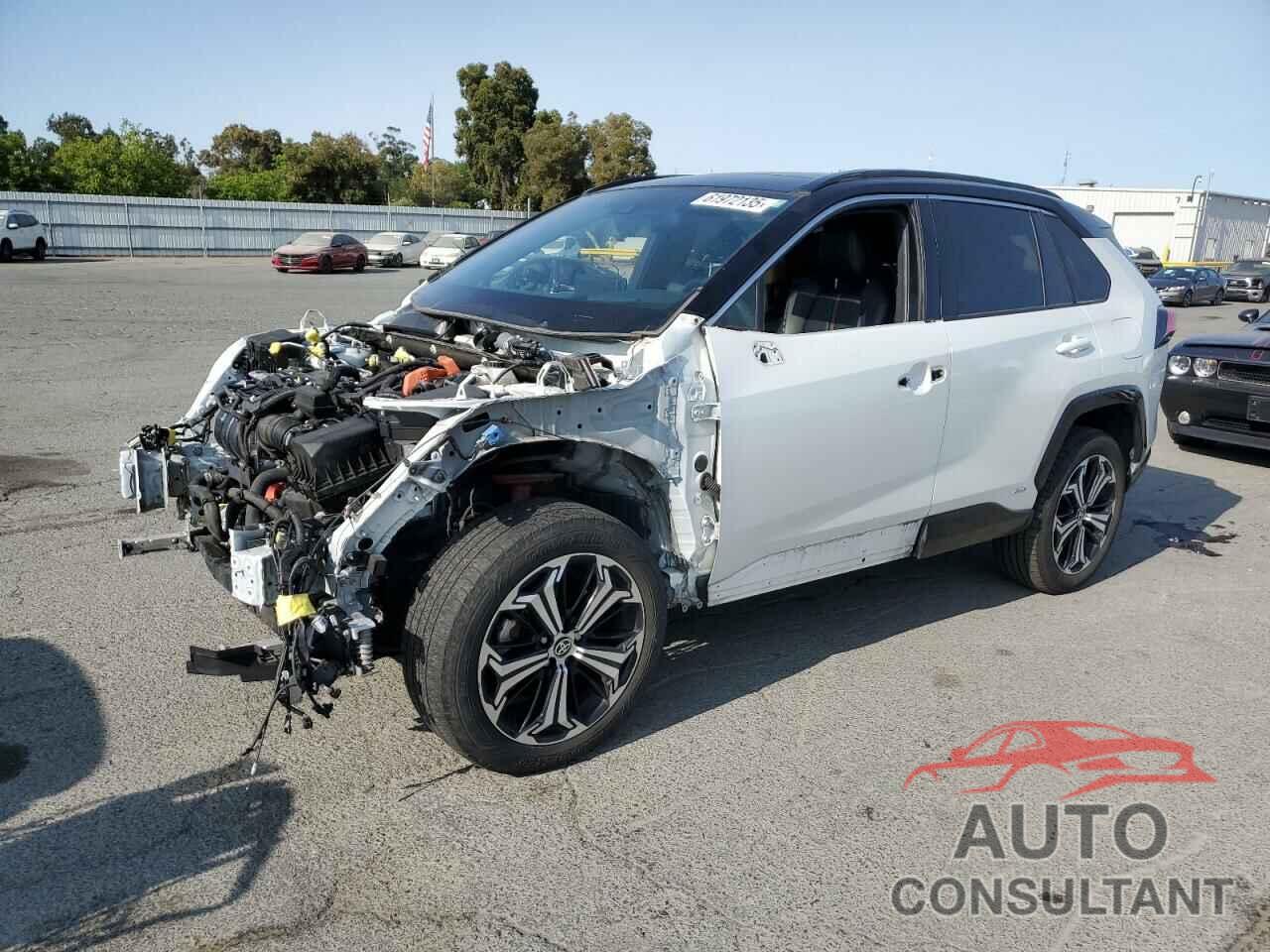 TOYOTA RAV4 2021 - JTMFB3FV0MD014228