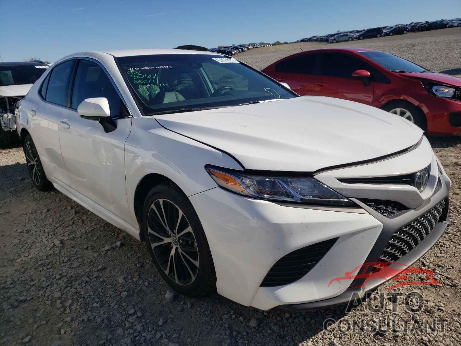 TOYOTA CAMRY 2019 - 4T1B11HK2KU716892