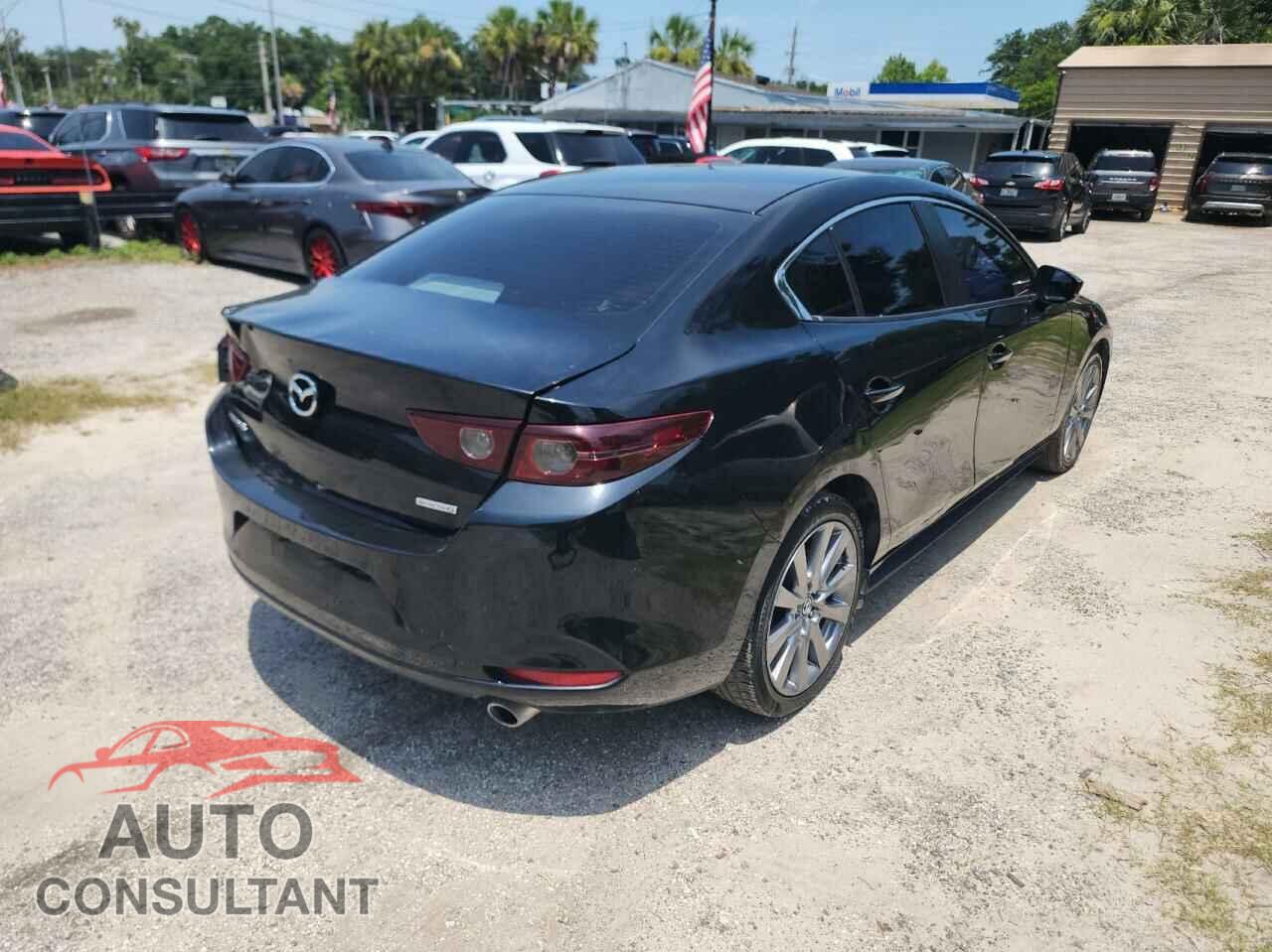 MAZDA 3 2021 - JM1BPABL0M1330190