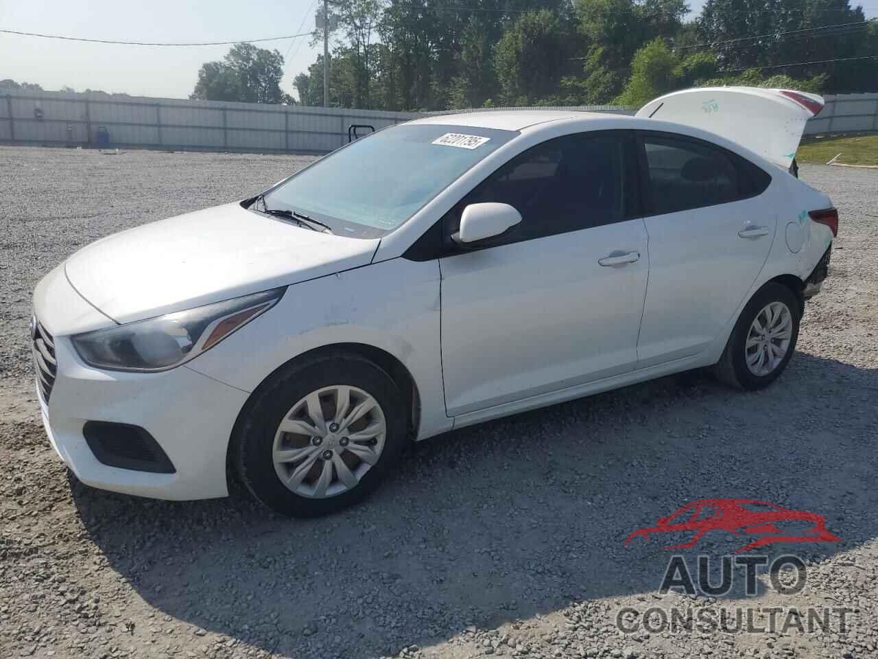 HYUNDAI ACCENT 2018 - 3KPC24A33JE008612