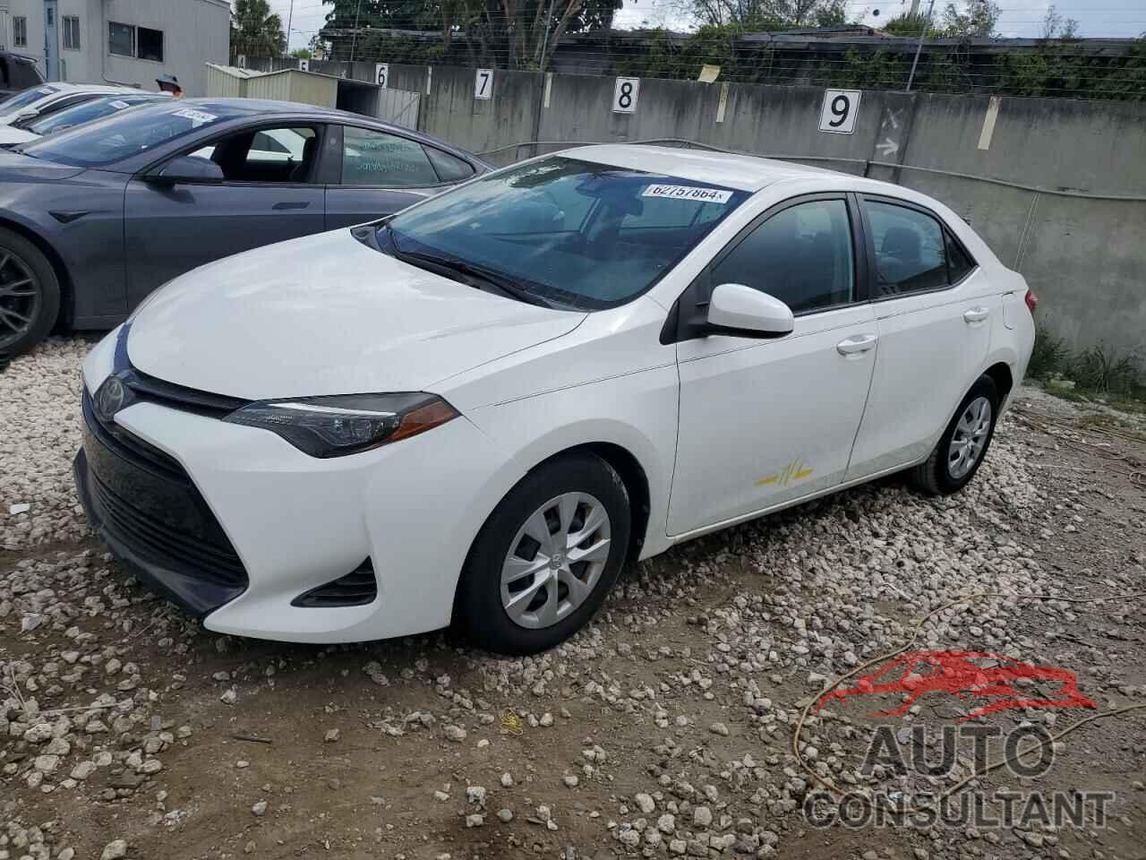 TOYOTA COROLLA 2018 - 5YFBURHE7JP792592