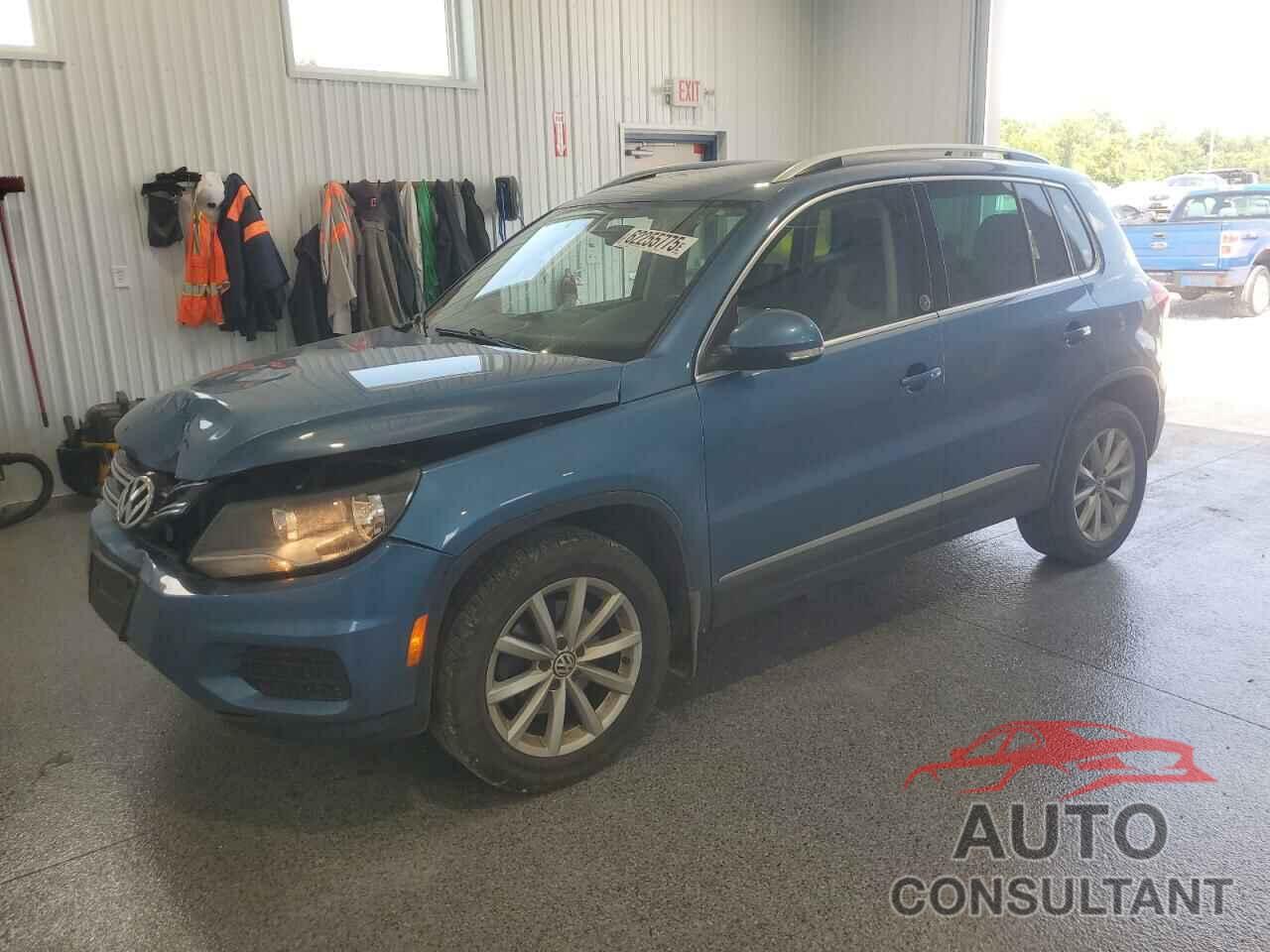 VOLKSWAGEN TIGUAN 2017 - WVGSV7AX8HK014738