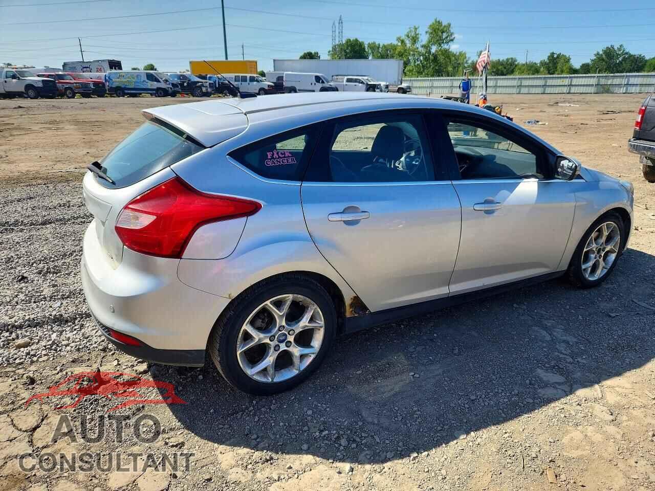 FORD FOCUS 2012 - 1FAHP3M29CL221407