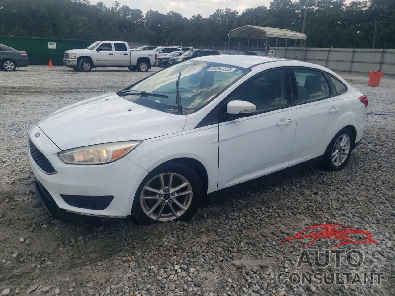 FORD FOCUS 2015 - 1FADP3F21FL250352