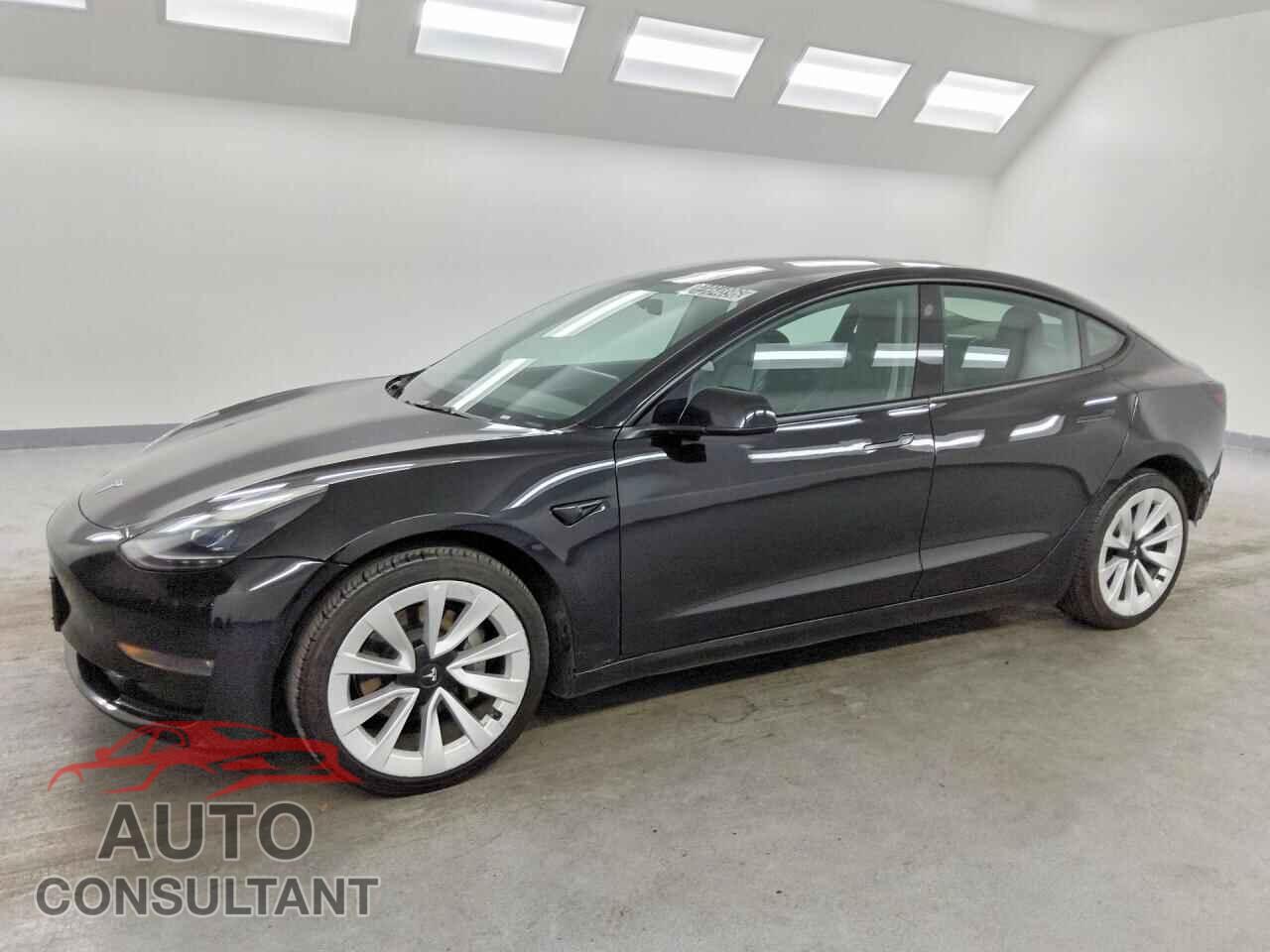 TESLA MODEL 3 2022 - 5YJ3E1EB6NF304876
