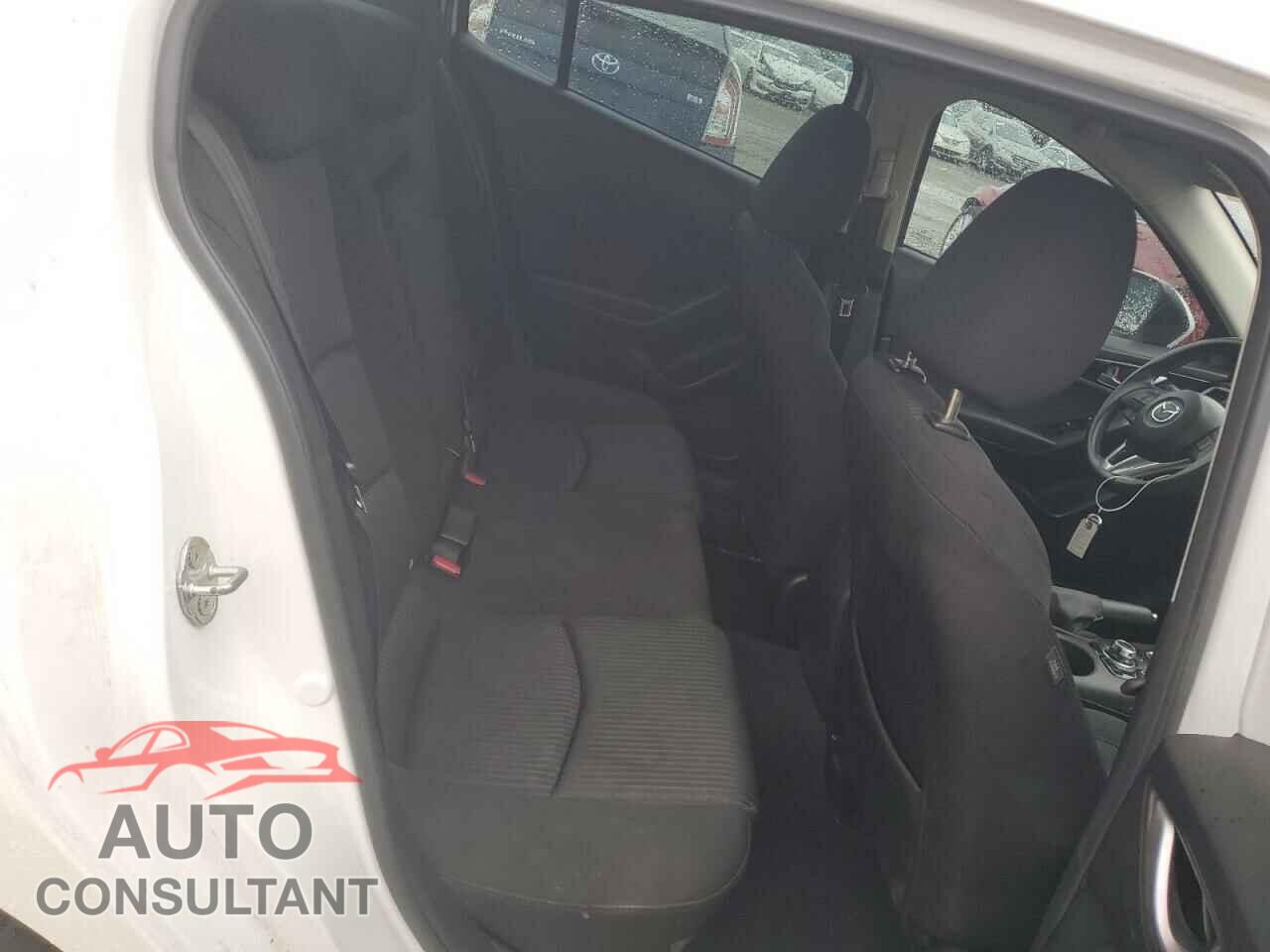 MAZDA 3 2016 - JM1BM1U72G1346422