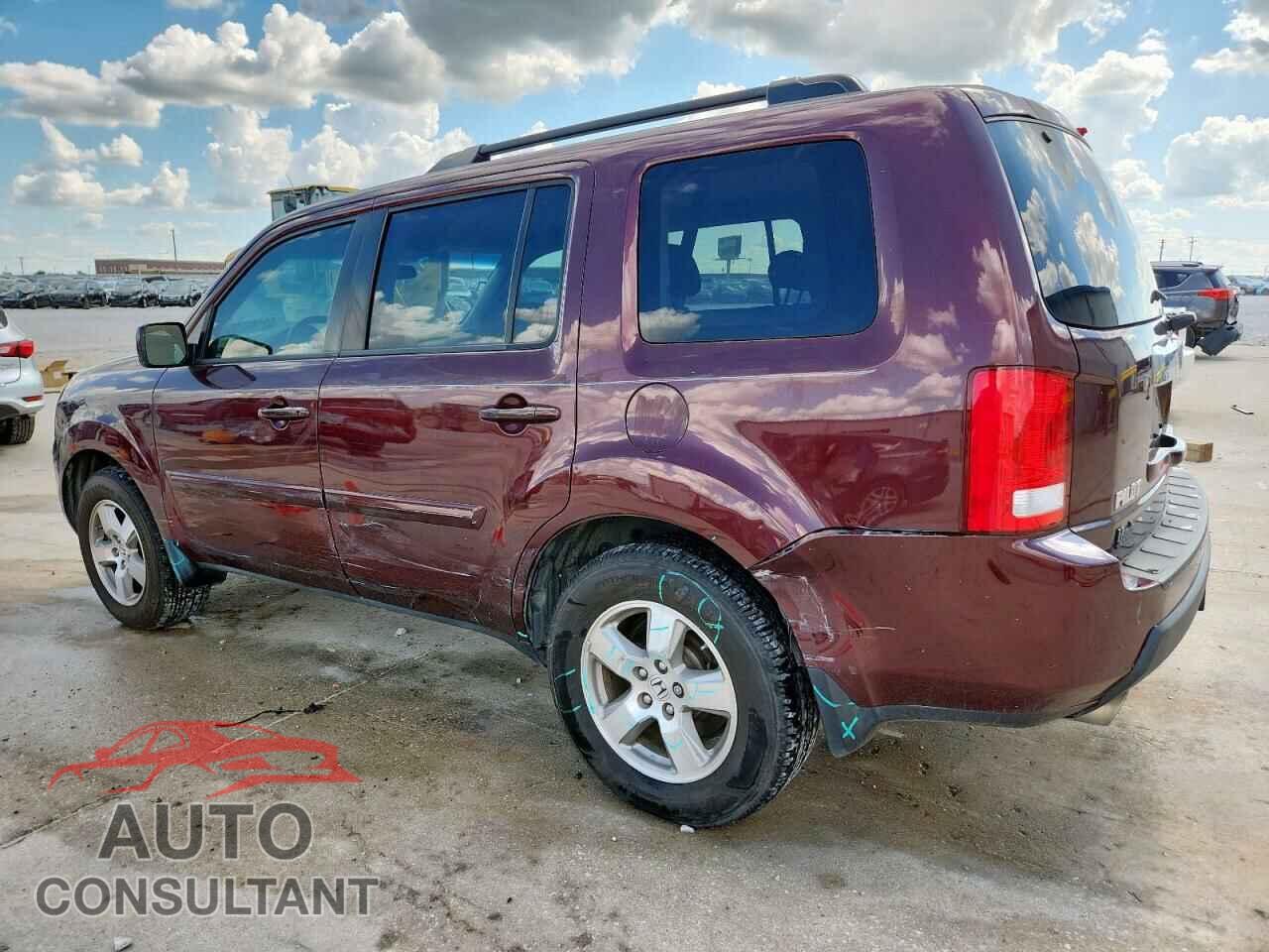 HONDA PILOT 2011 - 5FNYF3H49BB032752