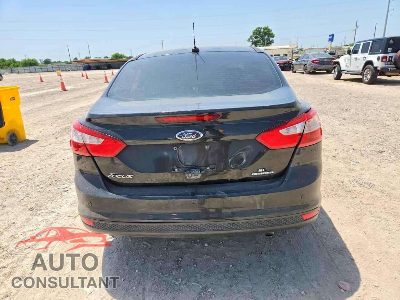 FORD FOCUS 2012 - 1FAHP3F23CL449156
