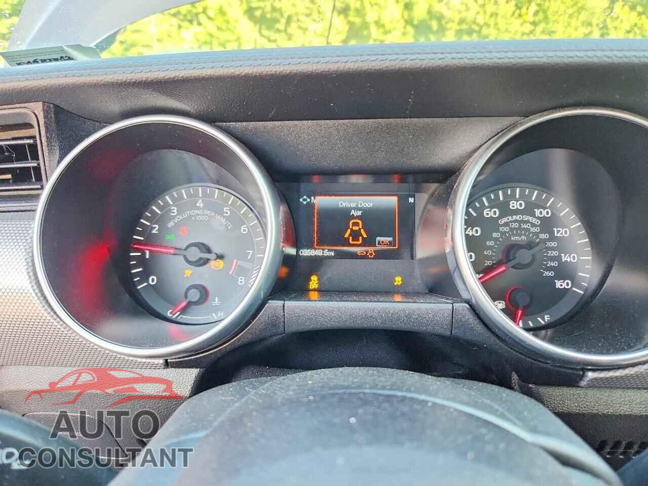 FORD MUSTANG 2020 - 1FA6P8CF0L5122780