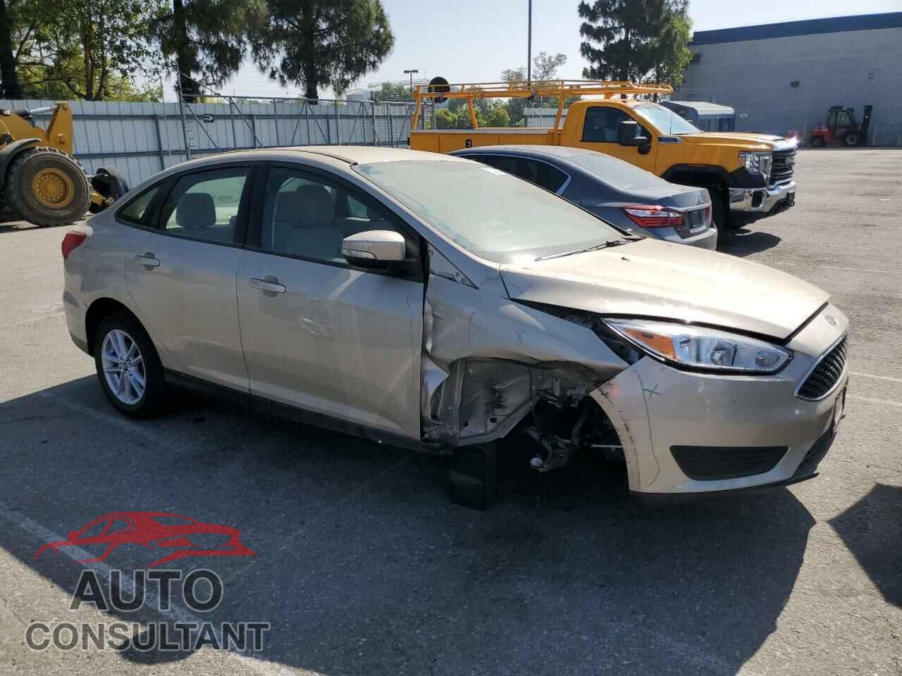 FORD FOCUS 2017 - 1FADP3F29HL230482