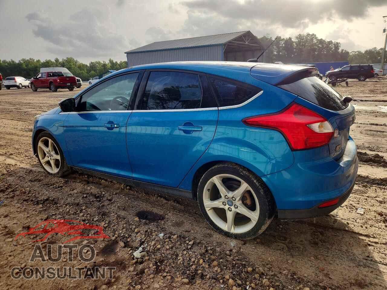 FORD FOCUS 2012 - 1FAHP3N24CL273431