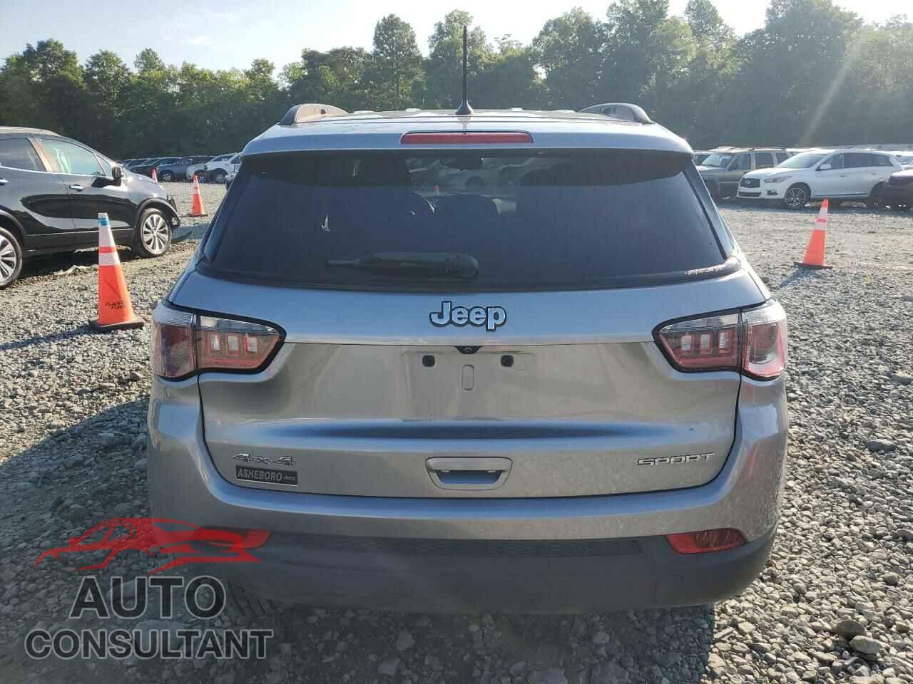 JEEP COMPASS 2018 - 3C4NJDAB1JT234355