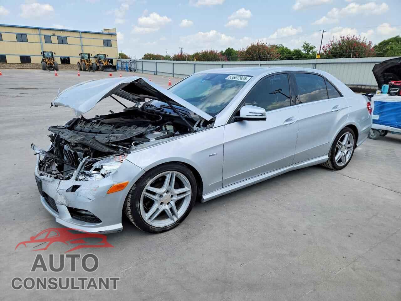 MERCEDES-BENZ E-CLASS 2012 - WDDHF5KB6CA587922