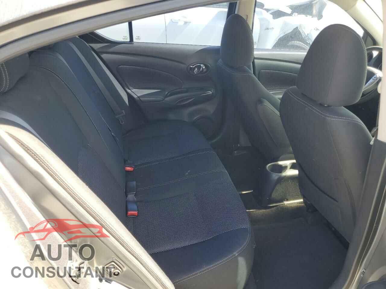 NISSAN VERSA 2017 - 3N1CN7AP3HL828225