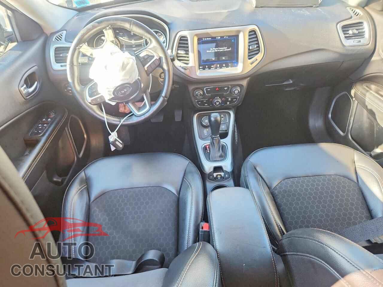 JEEP COMPASS 2018 - 3C4NJDBB0JT361189