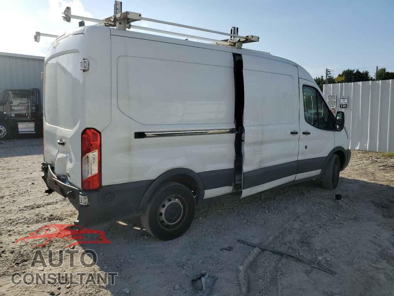 FORD TRANSIT 2017 - 1FTYR2CM0HKB56347