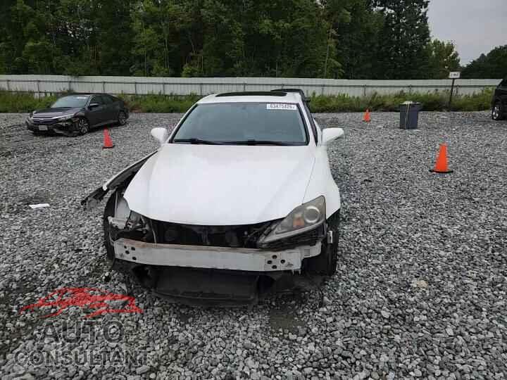 LEXUS IS 2012 - JTHCF5C25C5056396