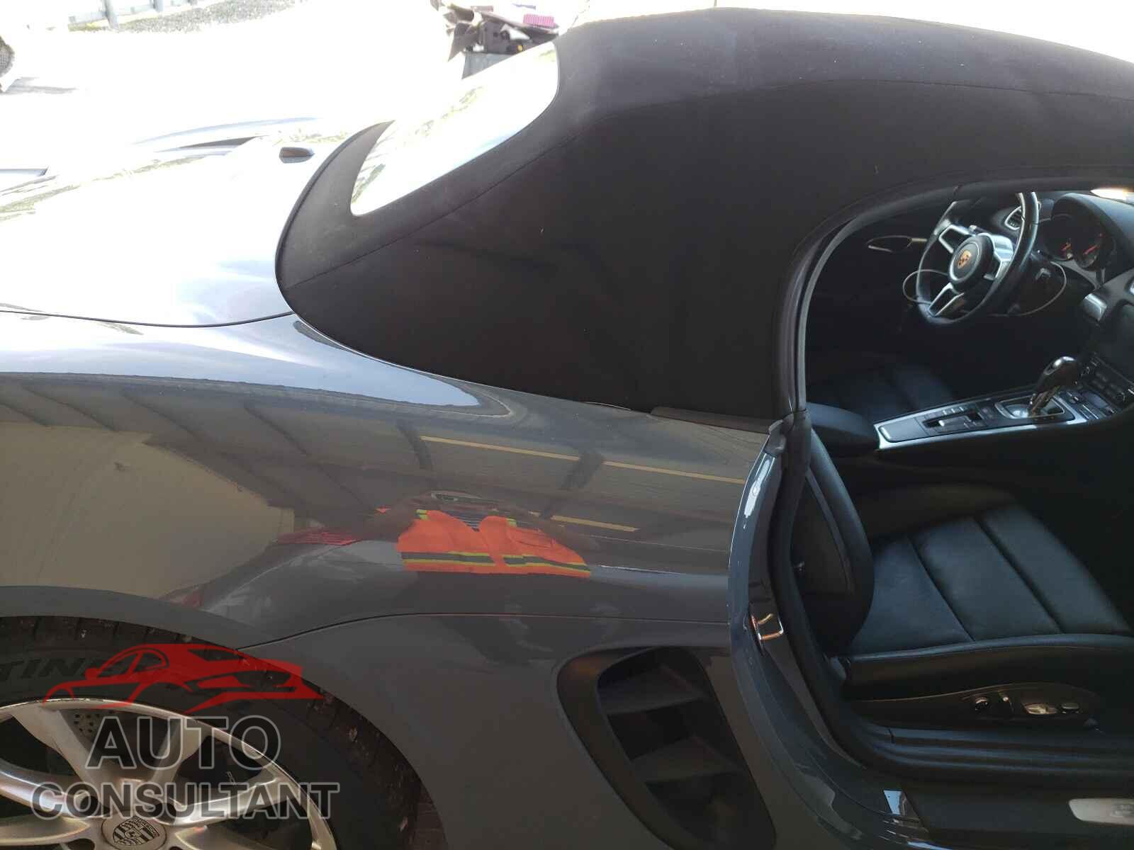 PORSCHE BOXSTER 2018 - WP0CA2A85JS210870