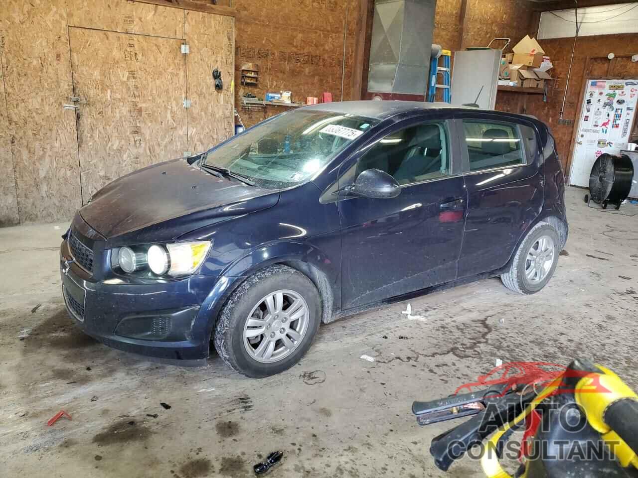 CHEVROLET SONIC 2015 - 1G1JC6SG4F4152219