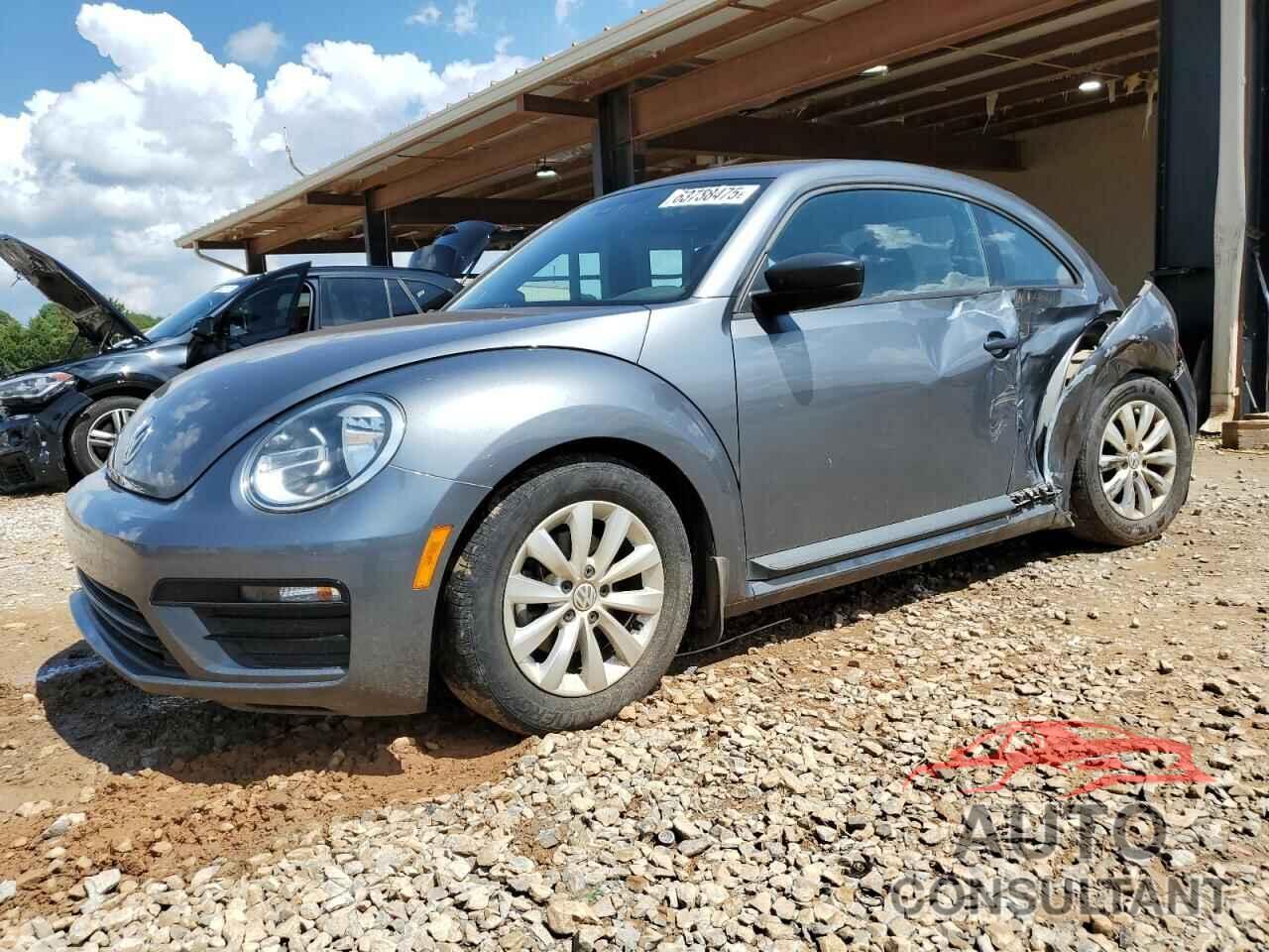 VOLKSWAGEN BEETLE 2017 - 3VWF17AT5HM614685