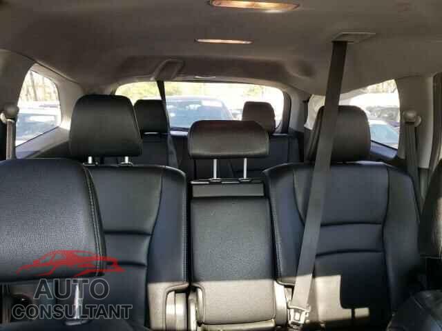 HONDA PILOT 2017 - 5FNYF6H56HB032307