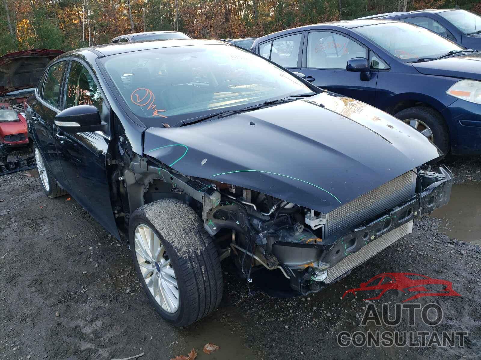 FORD FOCUS 2018 - 1FADP3J29JL294602