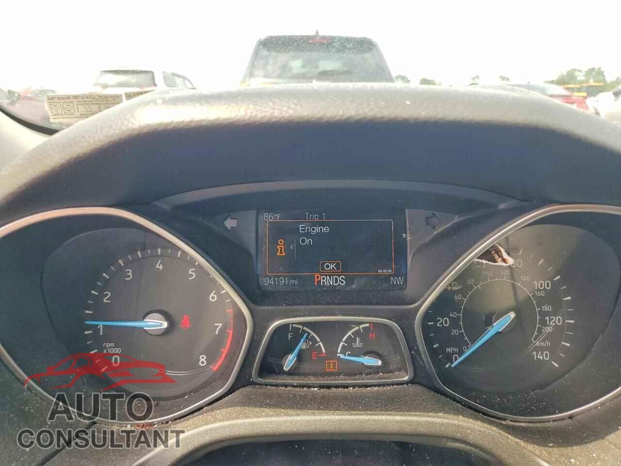 FORD FOCUS 2016 - 1FADP3F2XGL302403