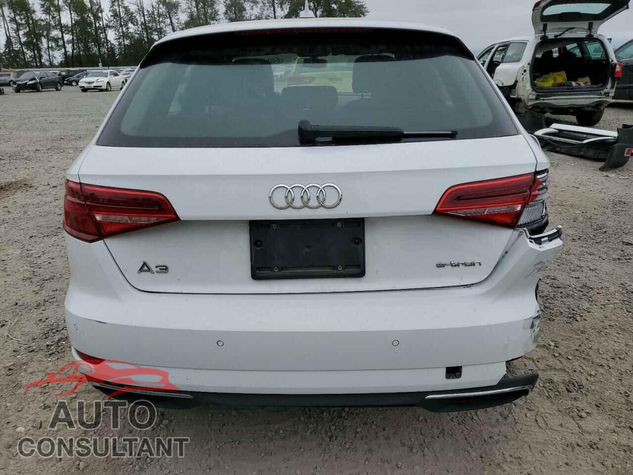 AUDI A3 2017 - WAUTPBFF3HA140921